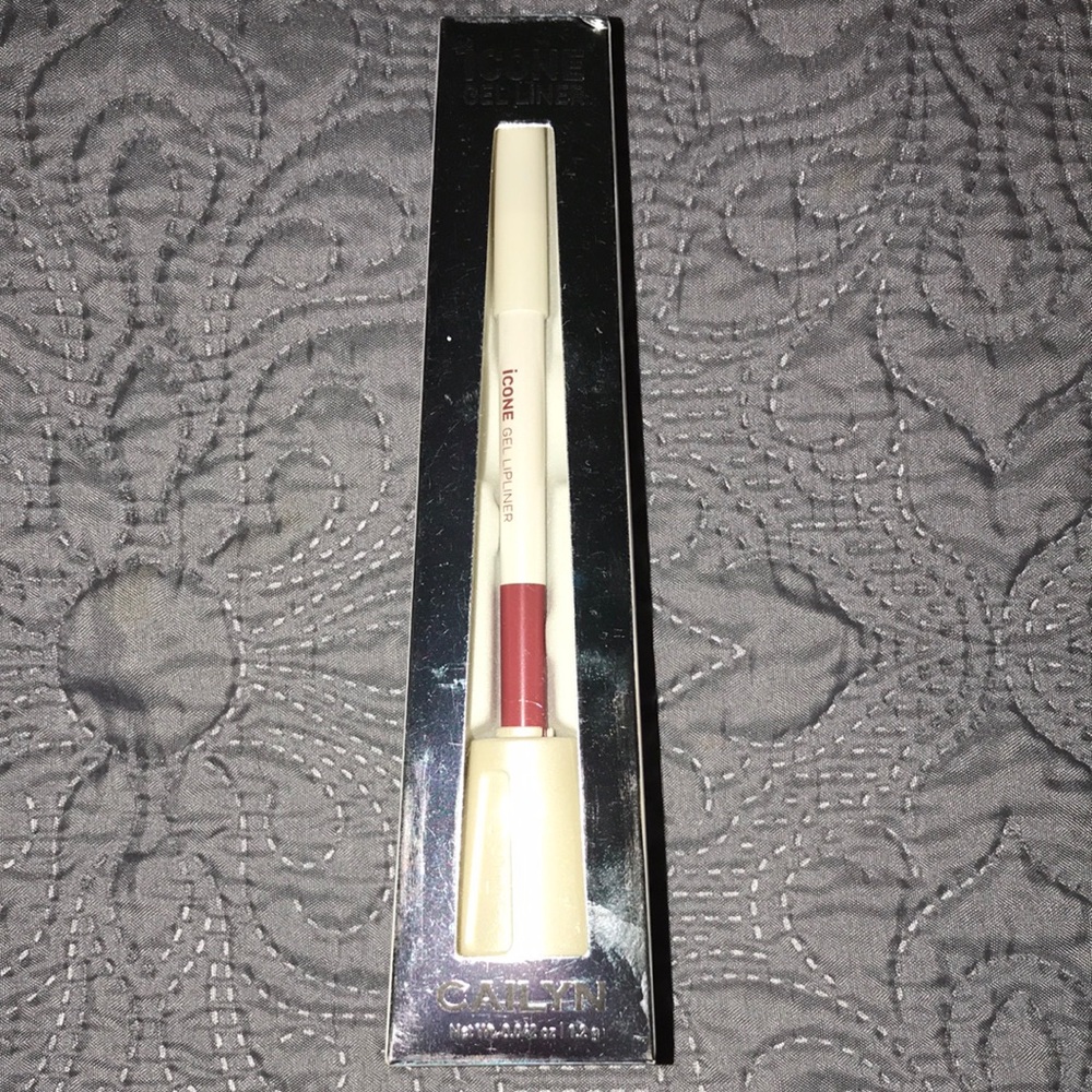 CAILYN ICONE Gel Lip Liner - 06 ROSY BROWN